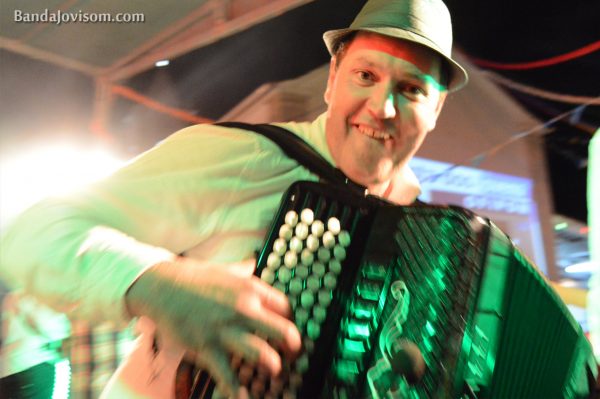 Bailes, bandas, festas, Baile, Musica Popular, Bandas de baile, grupos musicais, contactos